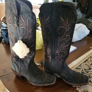 6.5 New Twisted X boots